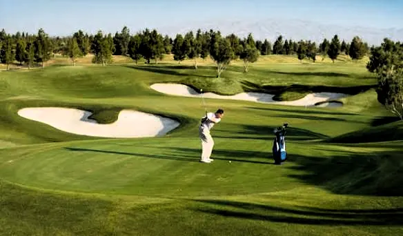 Ranikhet Golf Course - Places to Visit in Ranikhet - Gola Holidays - Slide 3