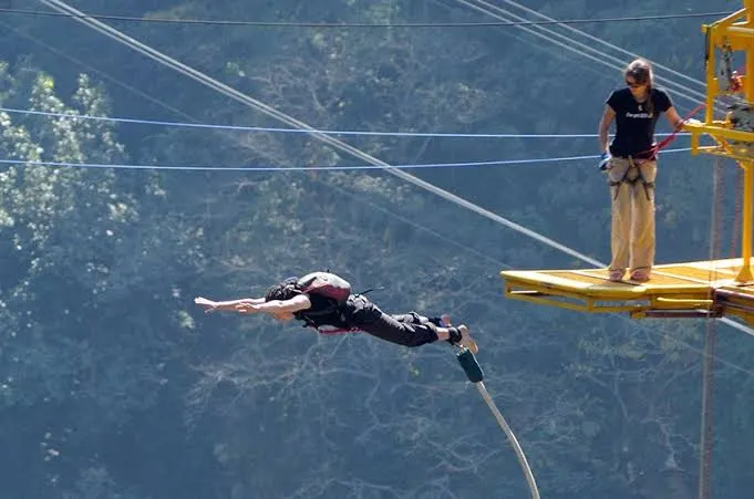 Bungee Jumping - Places to Visit in Rishikesh - Gola Holidays - Slide 2