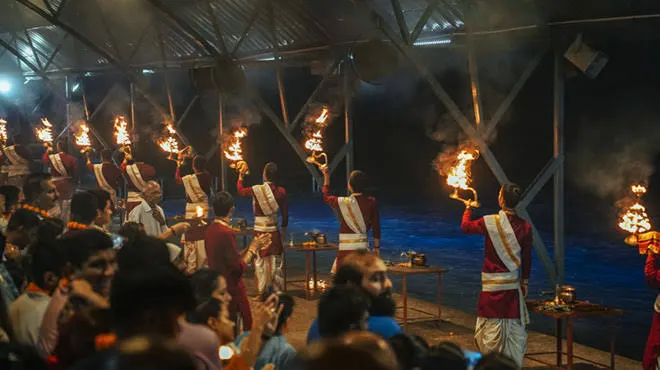 Ganga Aarti - Places to Visit in Rishikesh - Gola Holidays - Slide 3