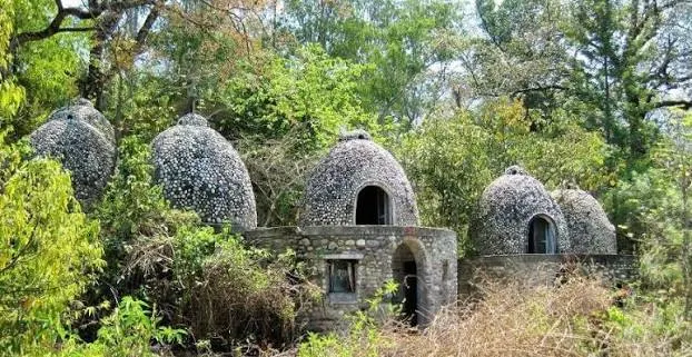 The Beatles Ashram - Places to Visit in Rishikesh - Gola Holidays - Slide 2