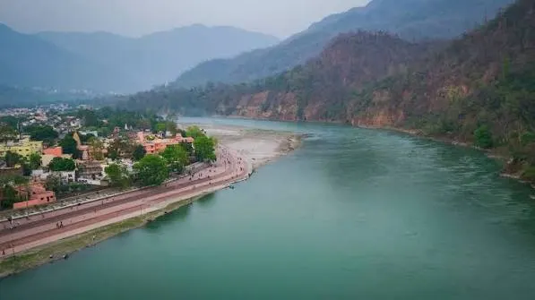 Triveni Ghat - Places to Visit in Rishikesh - Gola Holidays - Slide 2