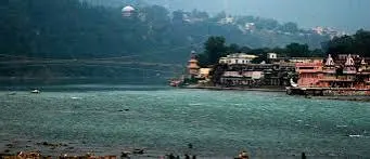 Triveni Ghat - Places to Visit in Rishikesh - Gola Holidays - Slide 3