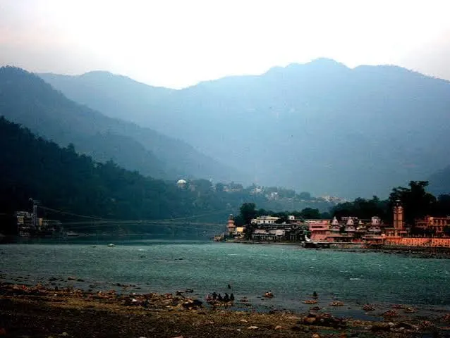 Triveni Ghat - Tourist Attraction in Rishikesh - Gola Holidays
